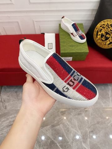 Giày slip on nam GUCCI* đính đá sọc màu đỏ xanh đẹp