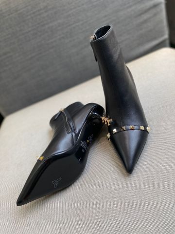 Boot VALENTINO* cổ thấp cao 6,5cm mũi nhọn da bò lỳ SIÊU CẤP