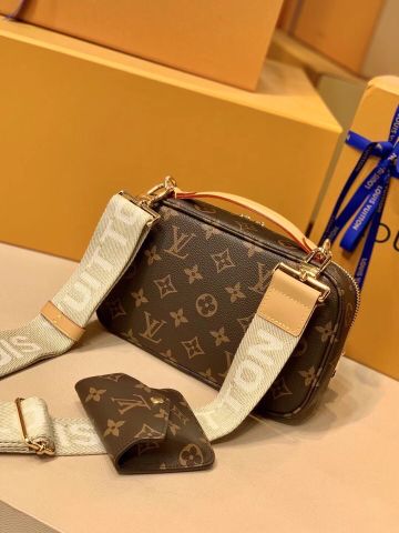 Túi xách nữ LV* Utility crossbody hoạ tiết Monogram