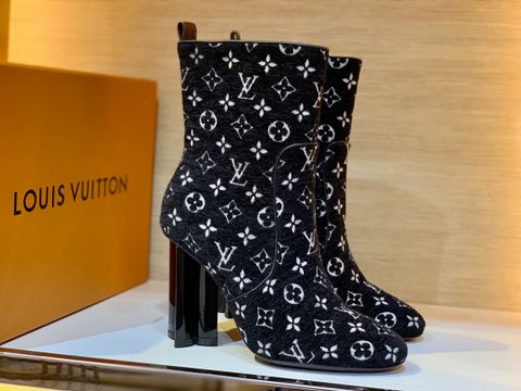 Boot nhung LV* hoạ tiết Monogram đẹp sang cao 9,5cm SIÊU CẤP