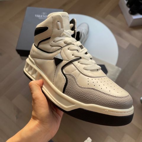 Sneaker VALENTINO* cao cổ da bò phối màu đẹp SIÊU CẤP 