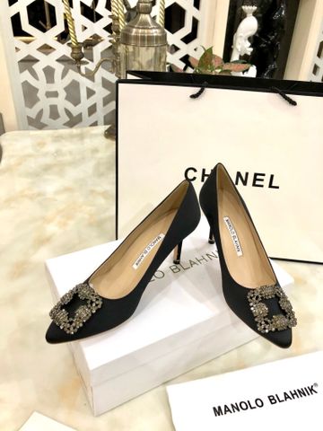 Giày cao gót MANOLO* BLAHNIK* chất satin