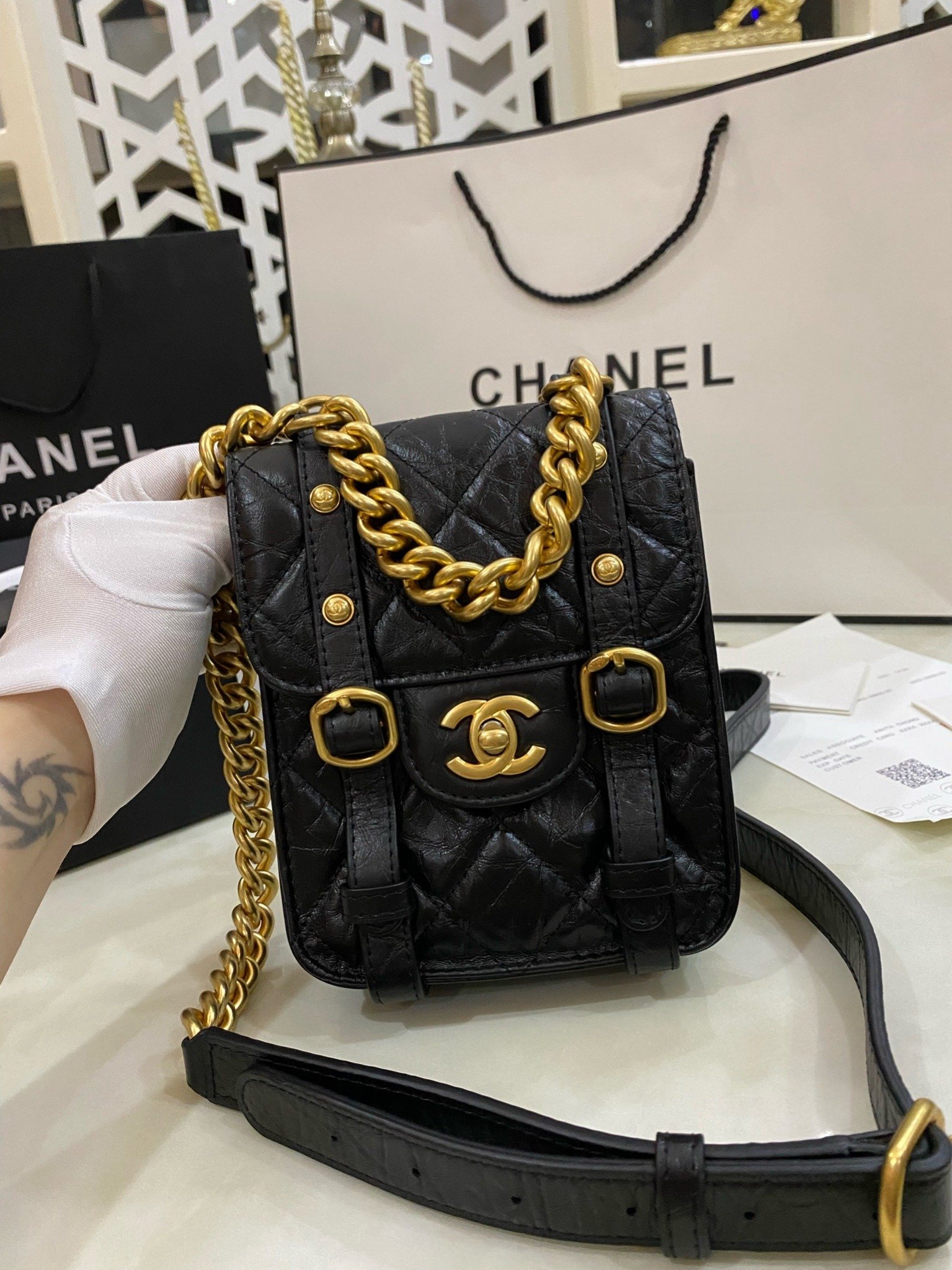 Túi xách nữ chanel* mini da nhăn khoá xích vàng kiểu đẹp sang SIÊU CẤP – lien fashion Túi Xách Nữ Chanel* Mini Da Nhăn Khoá Xích Vàng Kiểu Đẹp Sang Siêu Cấp – Lien Fashion