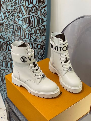 Boot LV* cổ lỡ da bò dáng khoẻ đẹp VIP 1:1