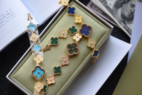 Đồng hồ nữ Van* Cleef* SIÊU CẤP