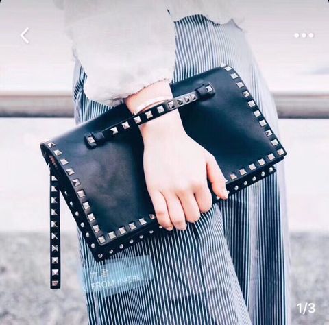 Clutch VALENTINO* nữ da bò lỳ mềm sz 28cm viền đinh đẹp sang SIÊU CẤP