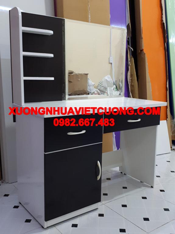 BÀN TRANG ĐIỂM BTD04