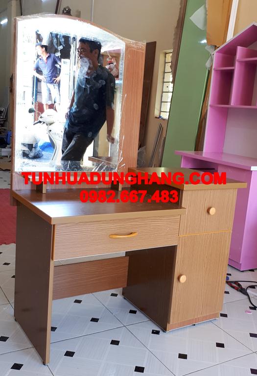 BÀN TRANG ĐIỂM BTD07