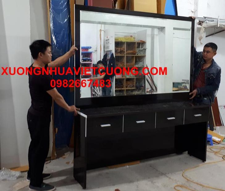 BÀN TRANG ĐIỂM BTD19