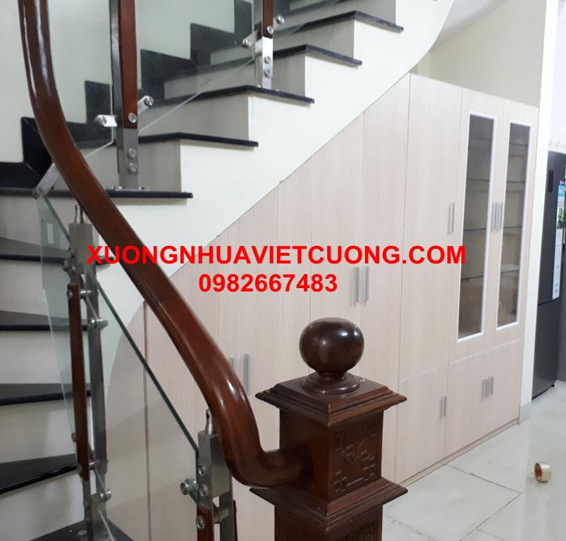 TỦ CẦU THANG TCT08