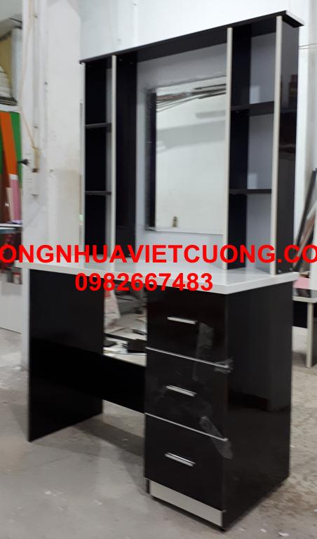 BÀN TRANG ĐIỂM BTD17