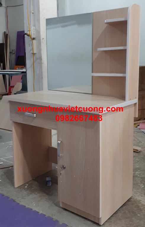 BÀN TRANG ĐIỂM BTD30