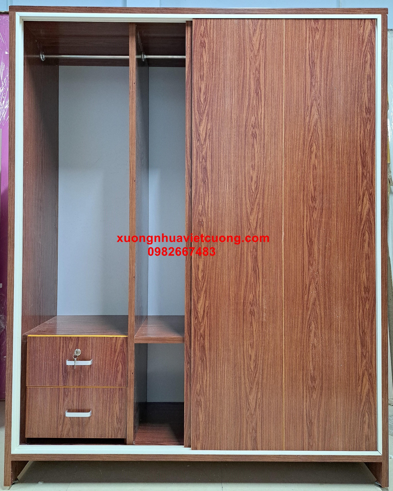 TỦ NHỰA CÁNH LÙA TCL110