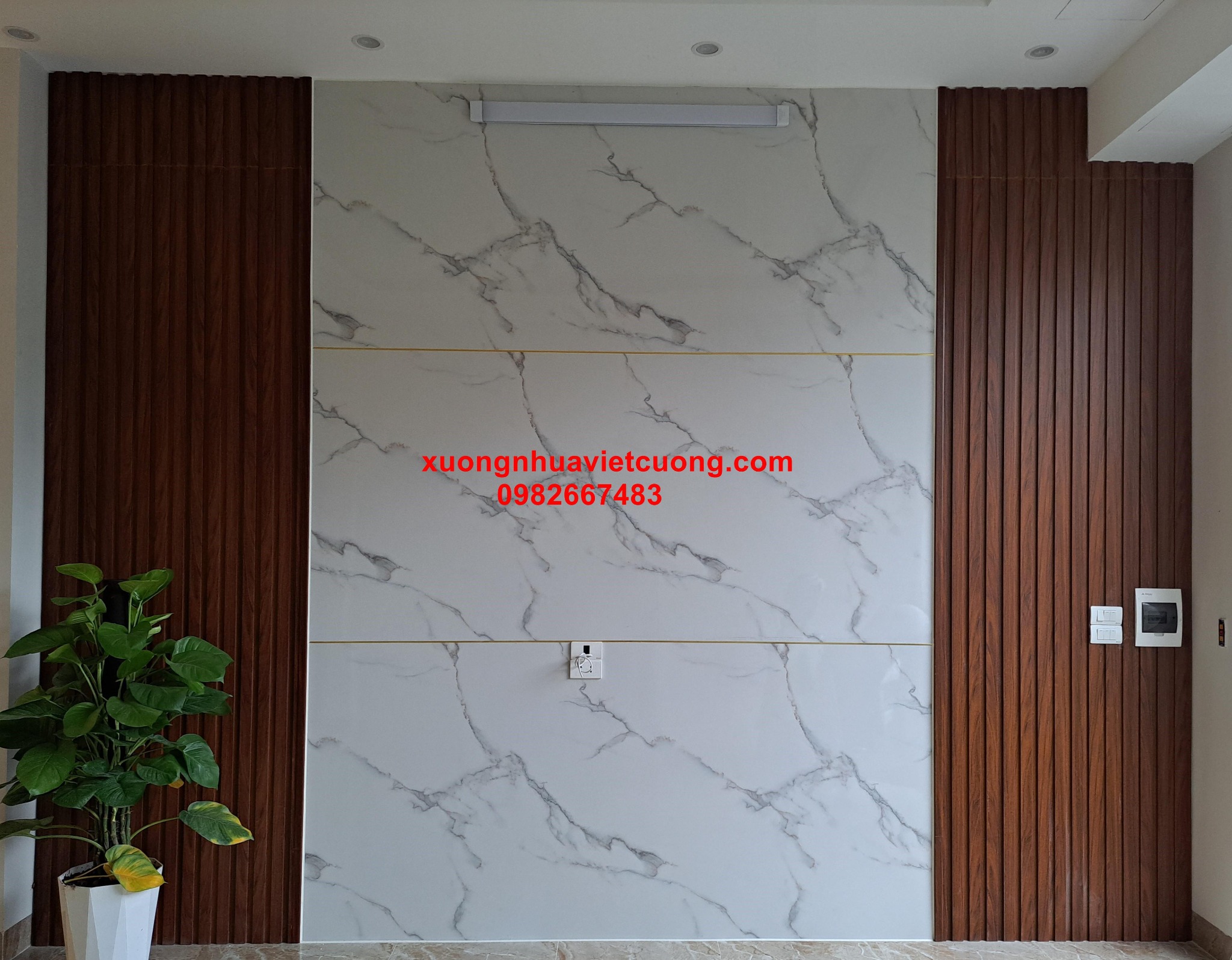 ỐP TƯỜNG NHỰA NANO CT43