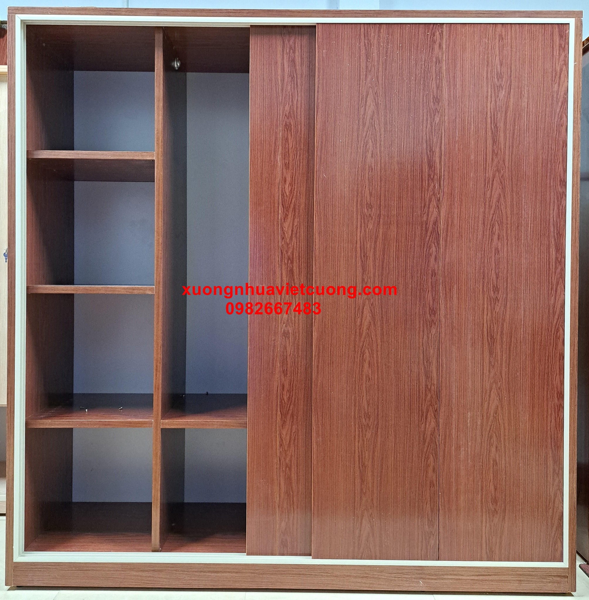 TỦ NHỰA ĐÀI LOAN CỬA LÙA TCL131