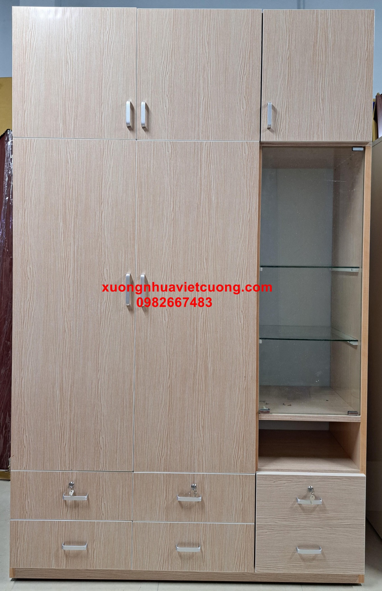 TỦ NHỰA 3 CÁNH TA3180