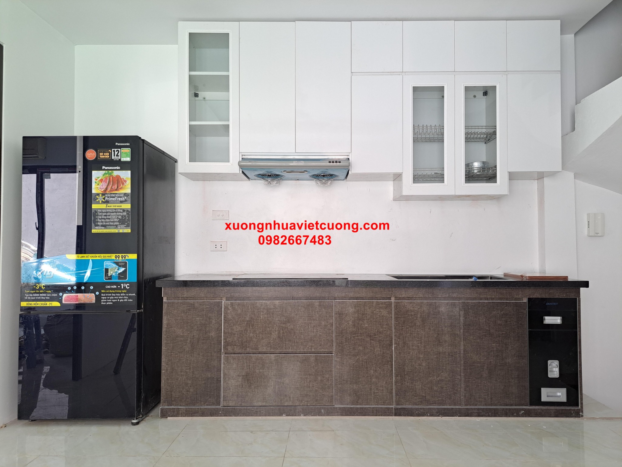 TỦ BẾP NHỰA TBN03