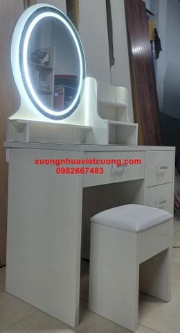  BÀN TRANG ĐIỂM NHỰA CÓ LED BTD76 