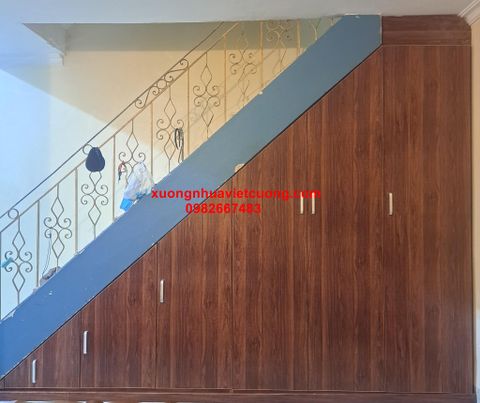  TỦ NHỰA CẦU THANG TCT30 