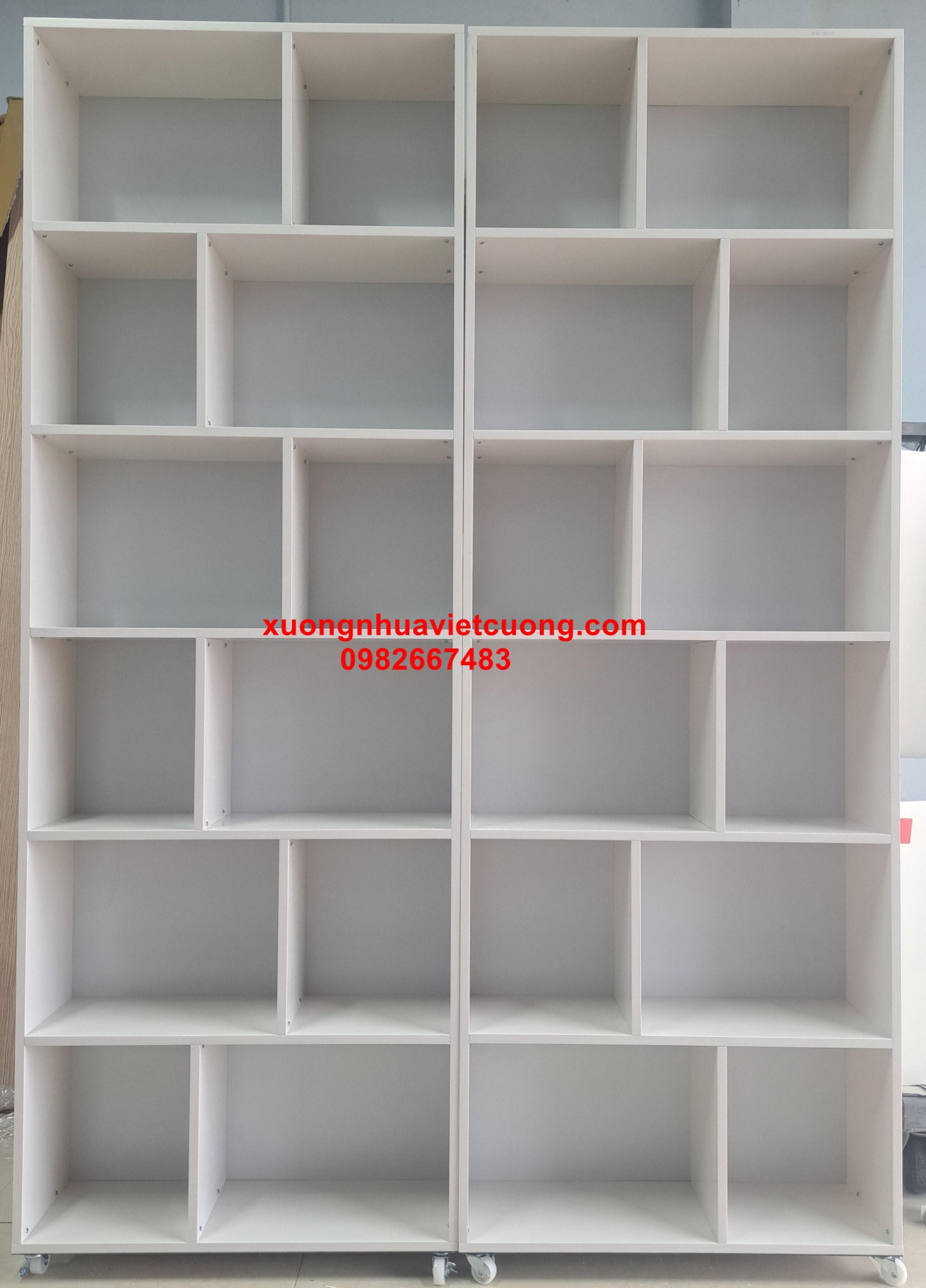 GIÁ SÁCH BẰNG NHỰA KS199
