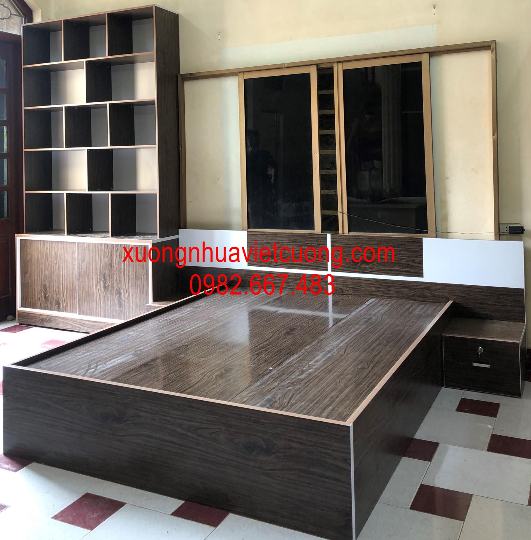 GIƯỜNG NHỰA ĐÀI LOAN GN10