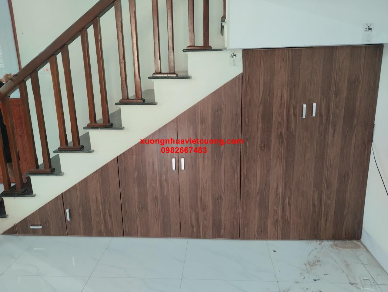 TỦ CẦU THANG TCT25