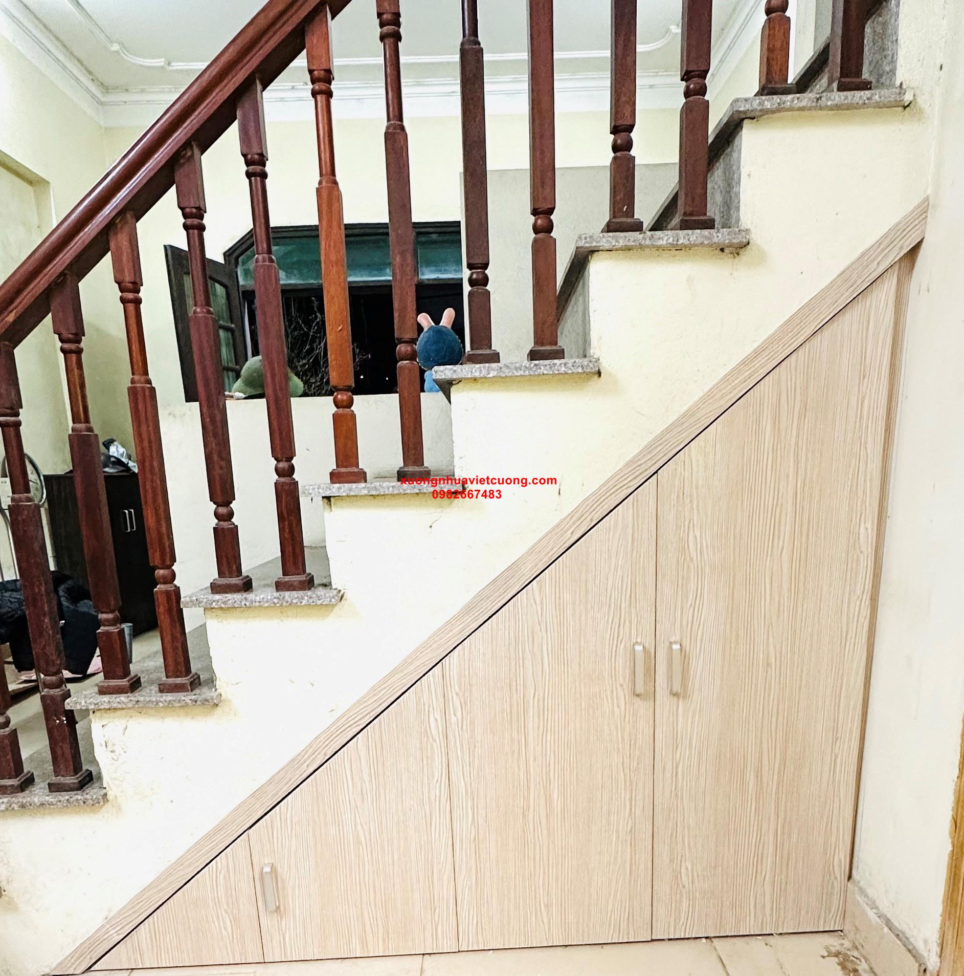 TỦ CẦU THANG BẰNG NHỰA TCT35