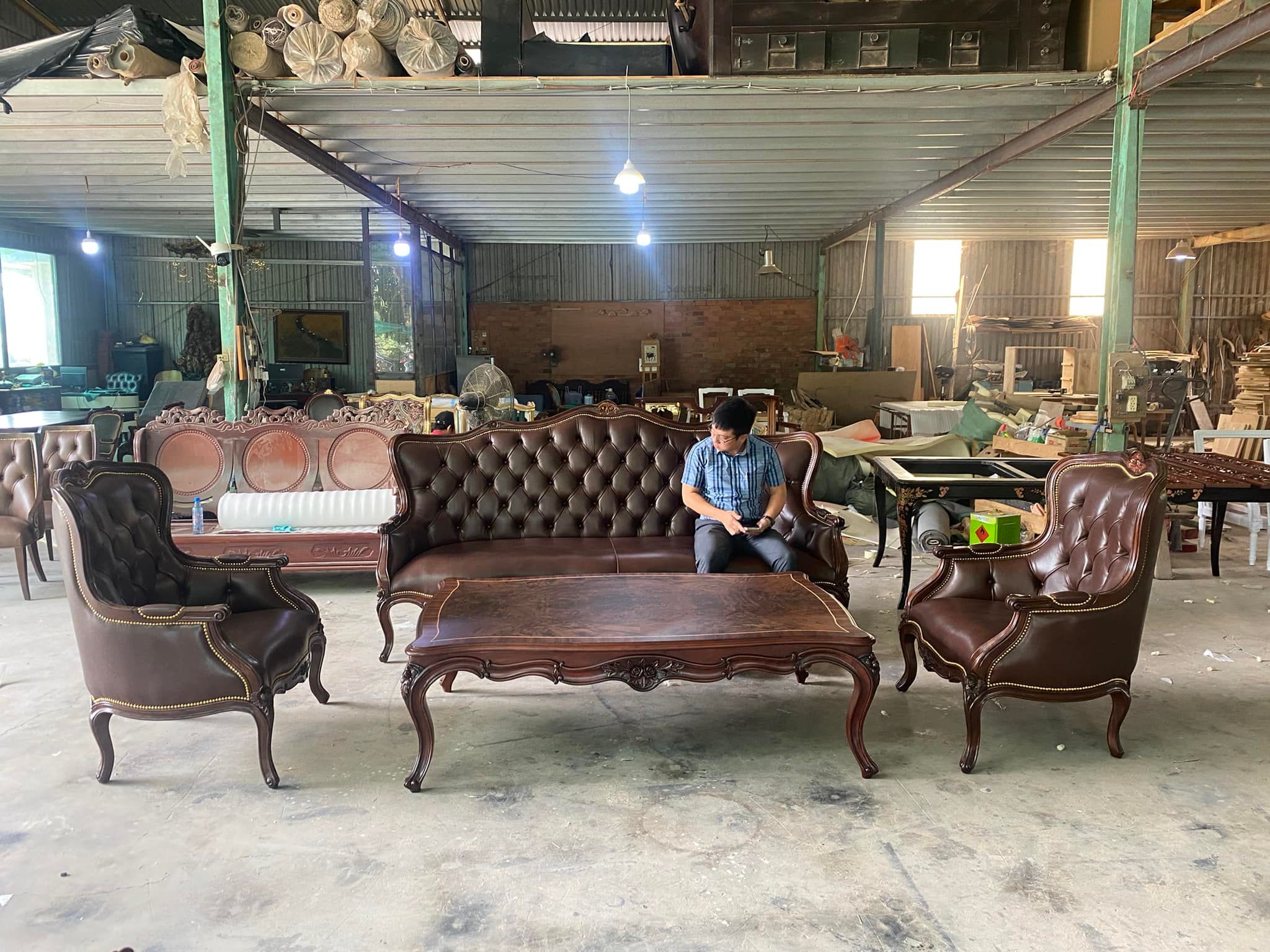 BỘ SOFA LOUIS XV BỌC DA BÒ CAO CẤP