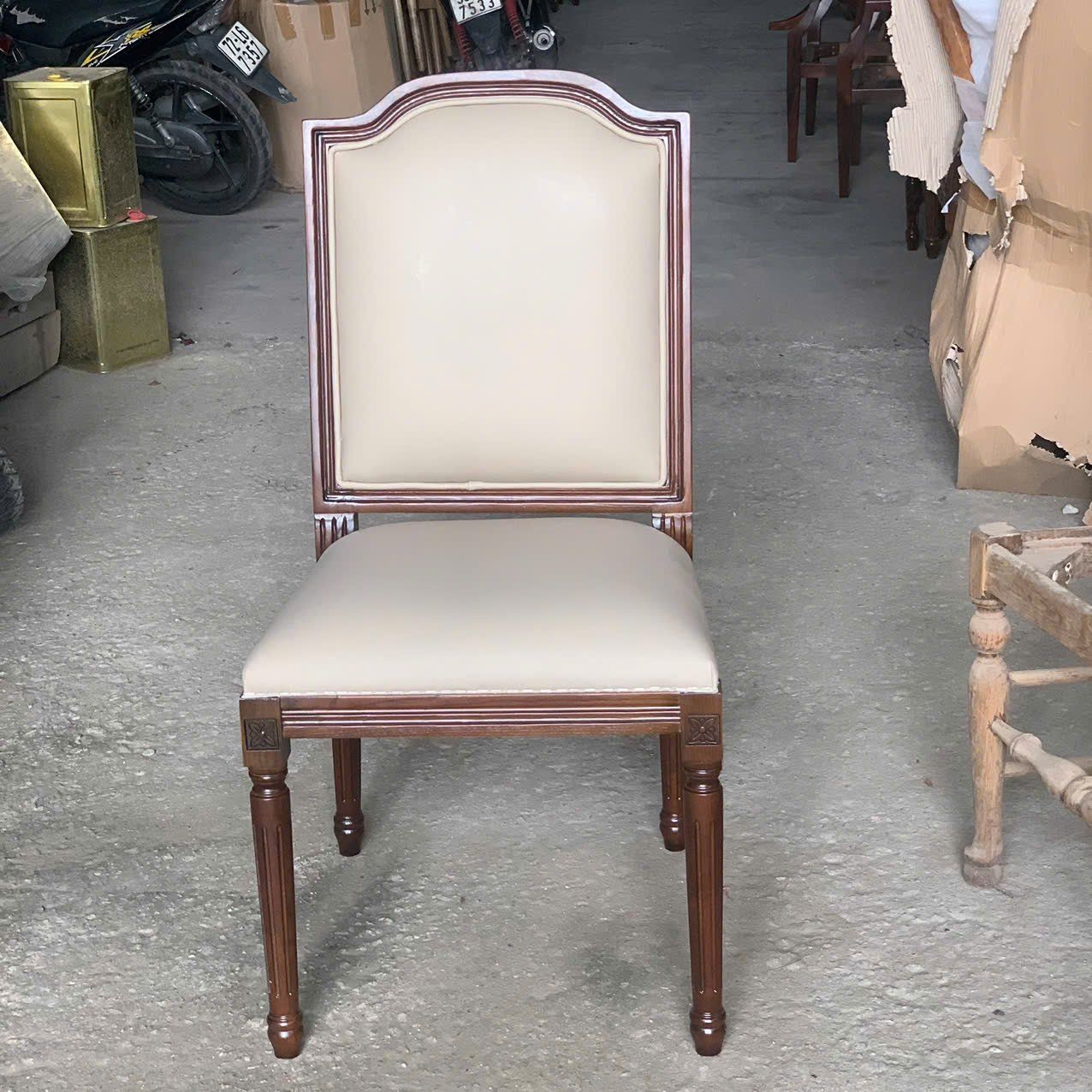GHẾ LOUIS XVI KHÔNG TAY BỌC DA