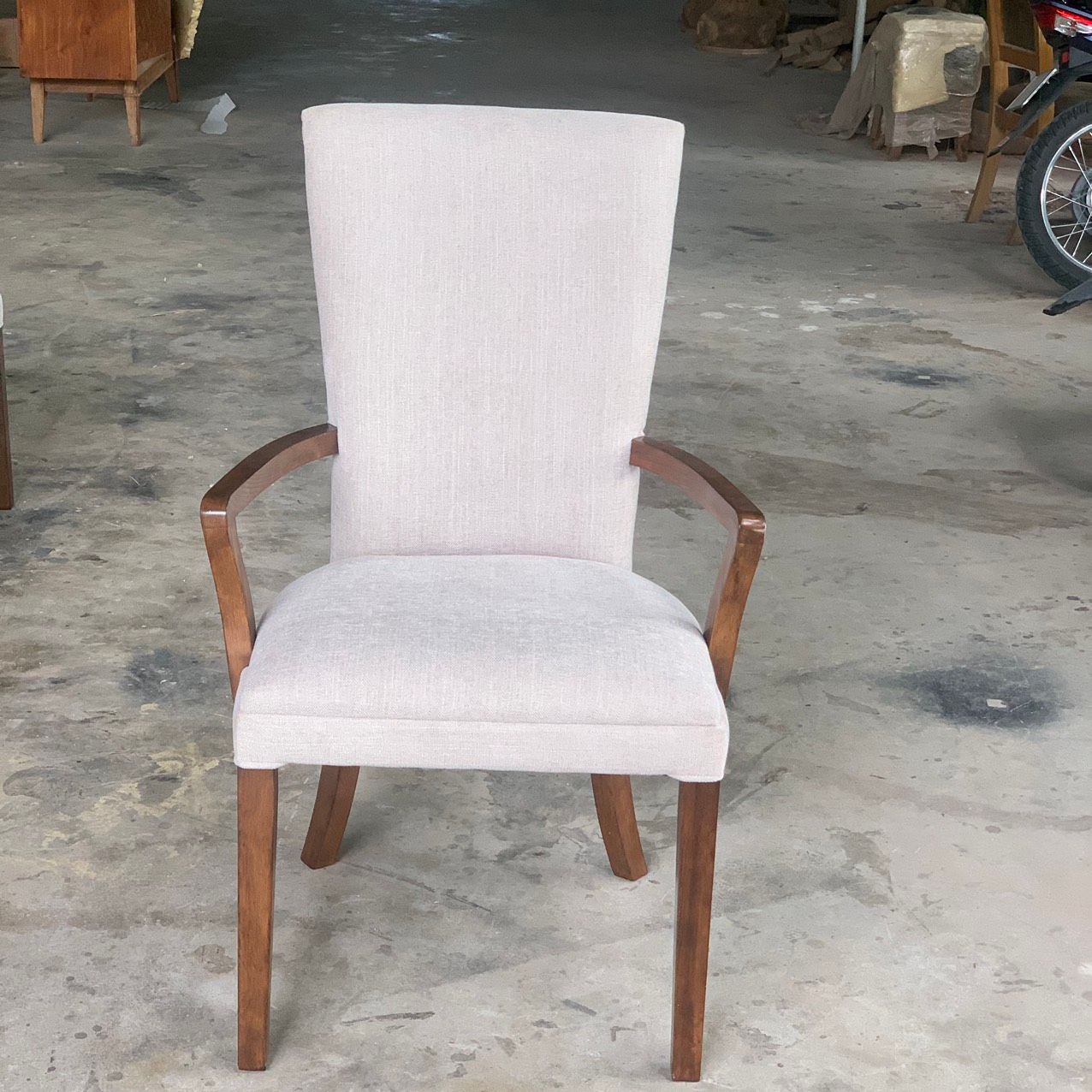 Ghế ăn Dining Armchairs( Gỗ sồi nga)