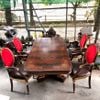 BÀN ĂN CỔ ĐIỂN CHÂN LÁ TÂY
