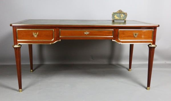 7000 - BÀN LÀM VIỆC CỔ ĐIỂN LOUIS