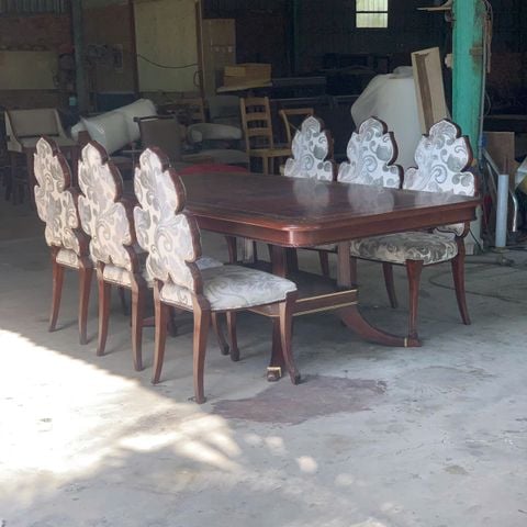 BỘ BÀN ĂN CỔ ĐIỂN LOUIS GỖ XÀ CỪ+ GHẾ CHIẾC LÁ