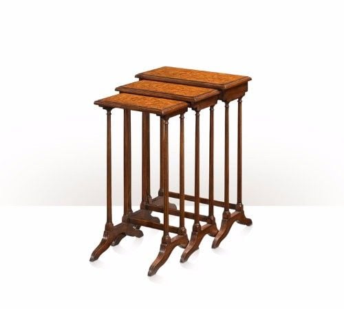 Bàn A nest of three acacia and poplar burl veneered tables 5005-534