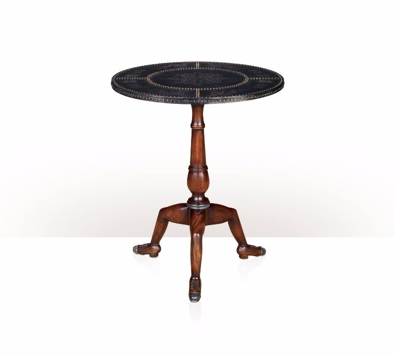 Bàn trang trí cổ điển A Studded Manx 5021-013 ( Side table)