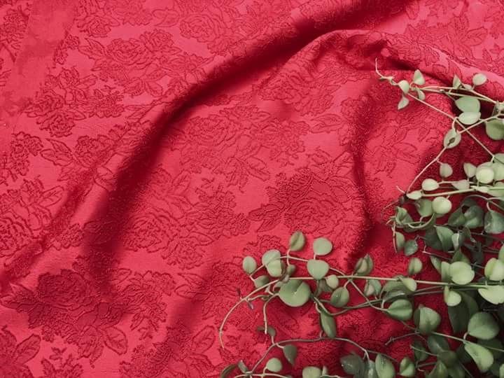Vải Gấm Mỏng Hoa hồng - HẾT