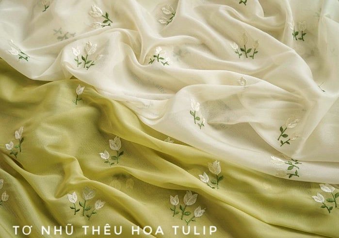 Tơ Nhũ Thêu Hoa Tulip