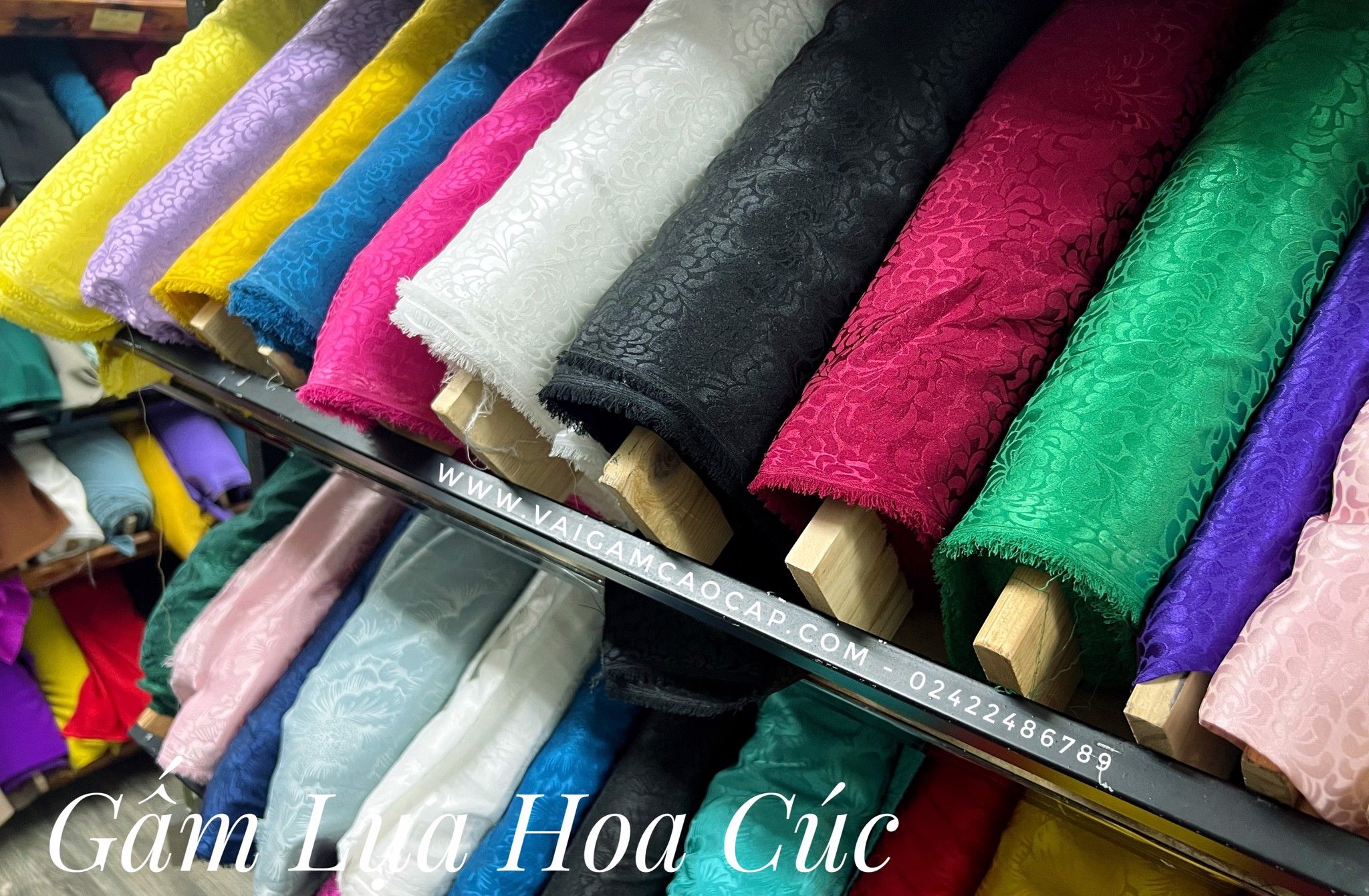 Gấm Lụa Hoa Cúc