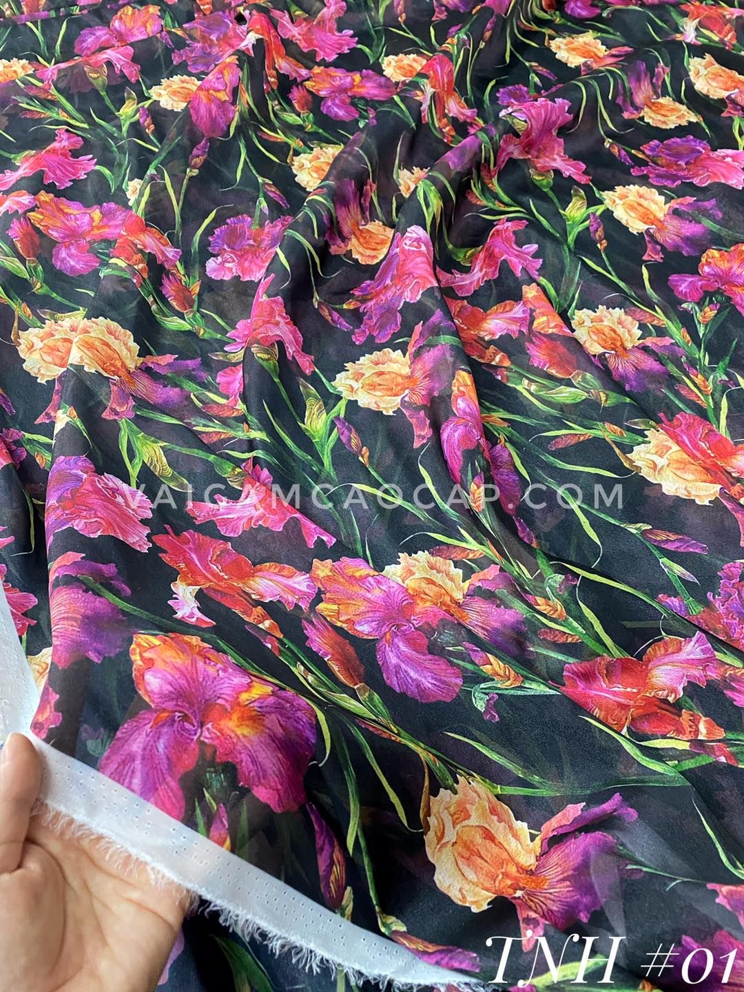 Vải Tơ Nhũ In Hoa