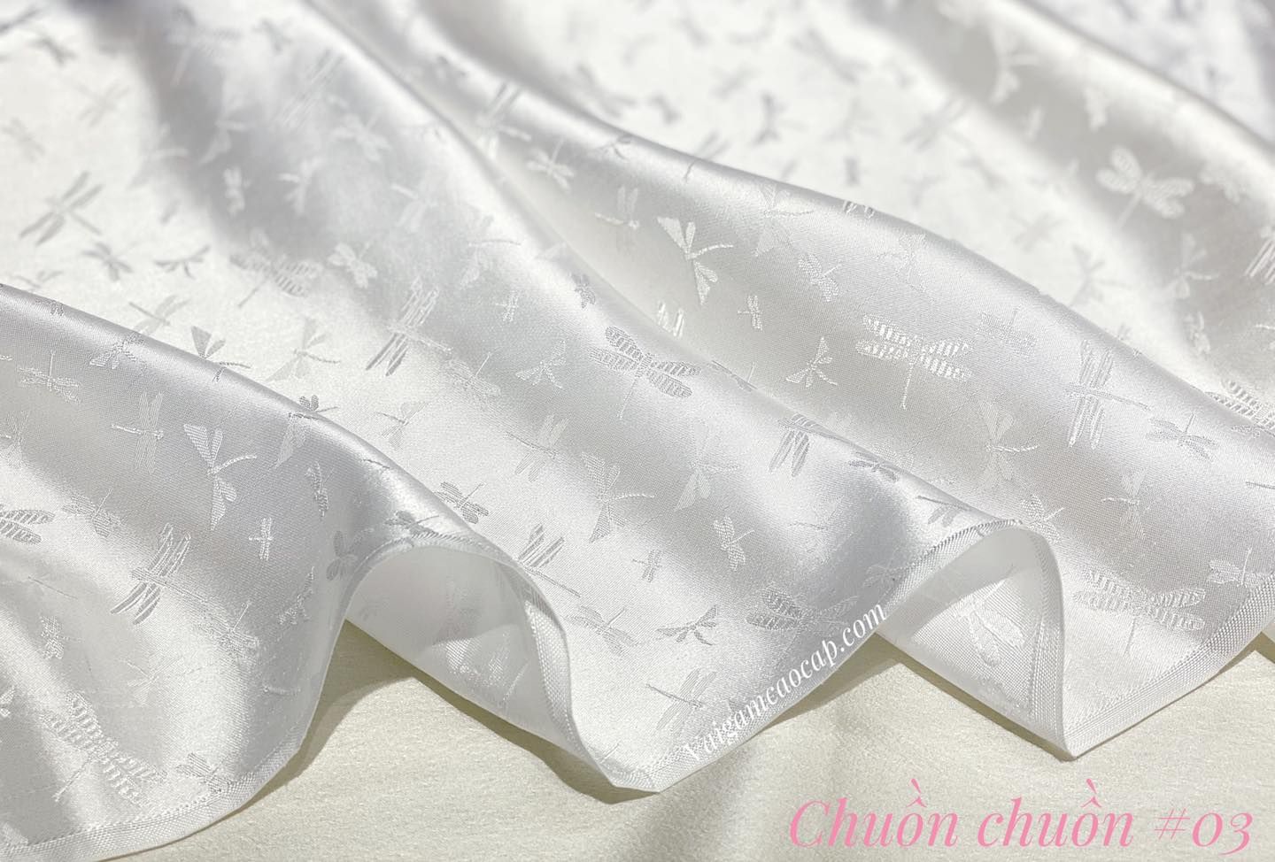 Lụa tơ tằm Việt Nam - Chuồn chuồn