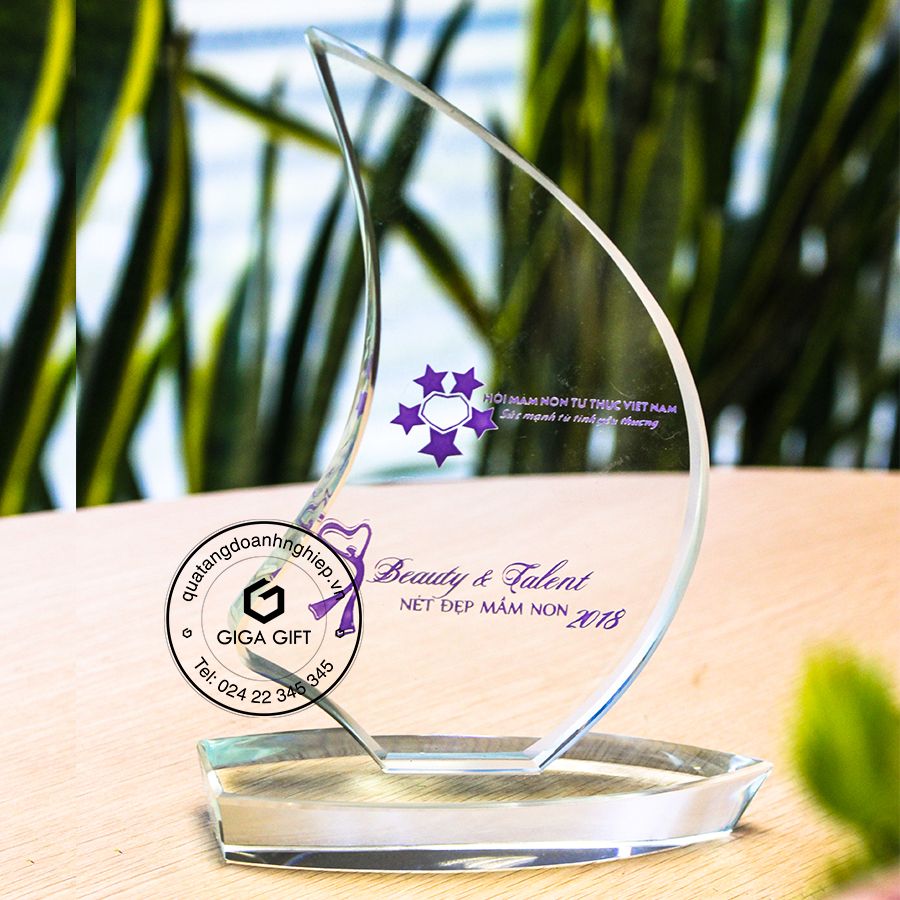 Biểu trưng pha lê - BTPL 24