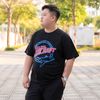 NEW T-SHIRT AKYOO- Áo Thun Đen Họa Tiết Đỏ Big size 80-140kg