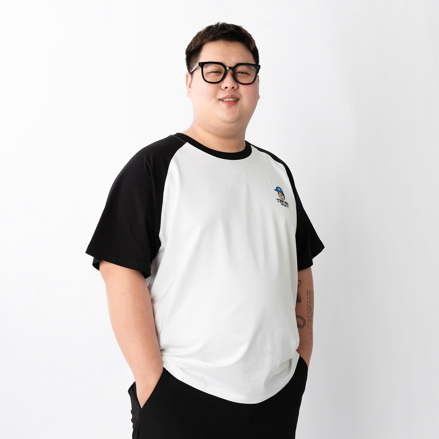 Áo Thun Trắng Tay Đen Big Size Nam