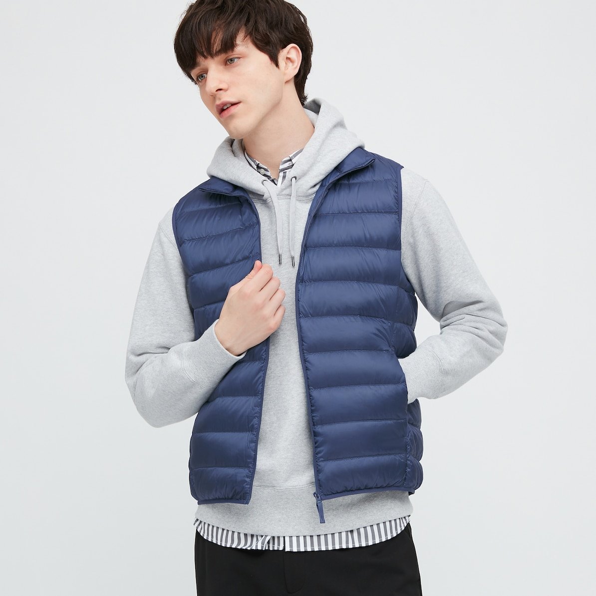 Lịch sử giá Áo len nam Uniqlo cập nhật 82023  BeeCost