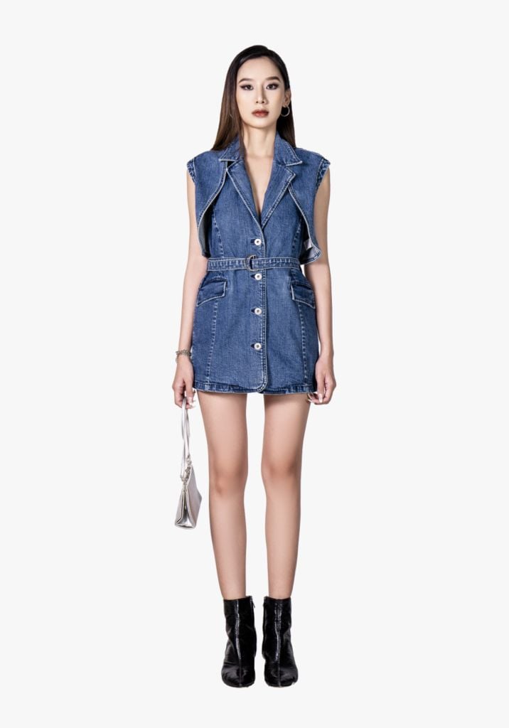 Áo Denim Nữ Cổ Vest Form Rộng. Women's Denim Shirt Wide Vest Collar - 223WD1046F2