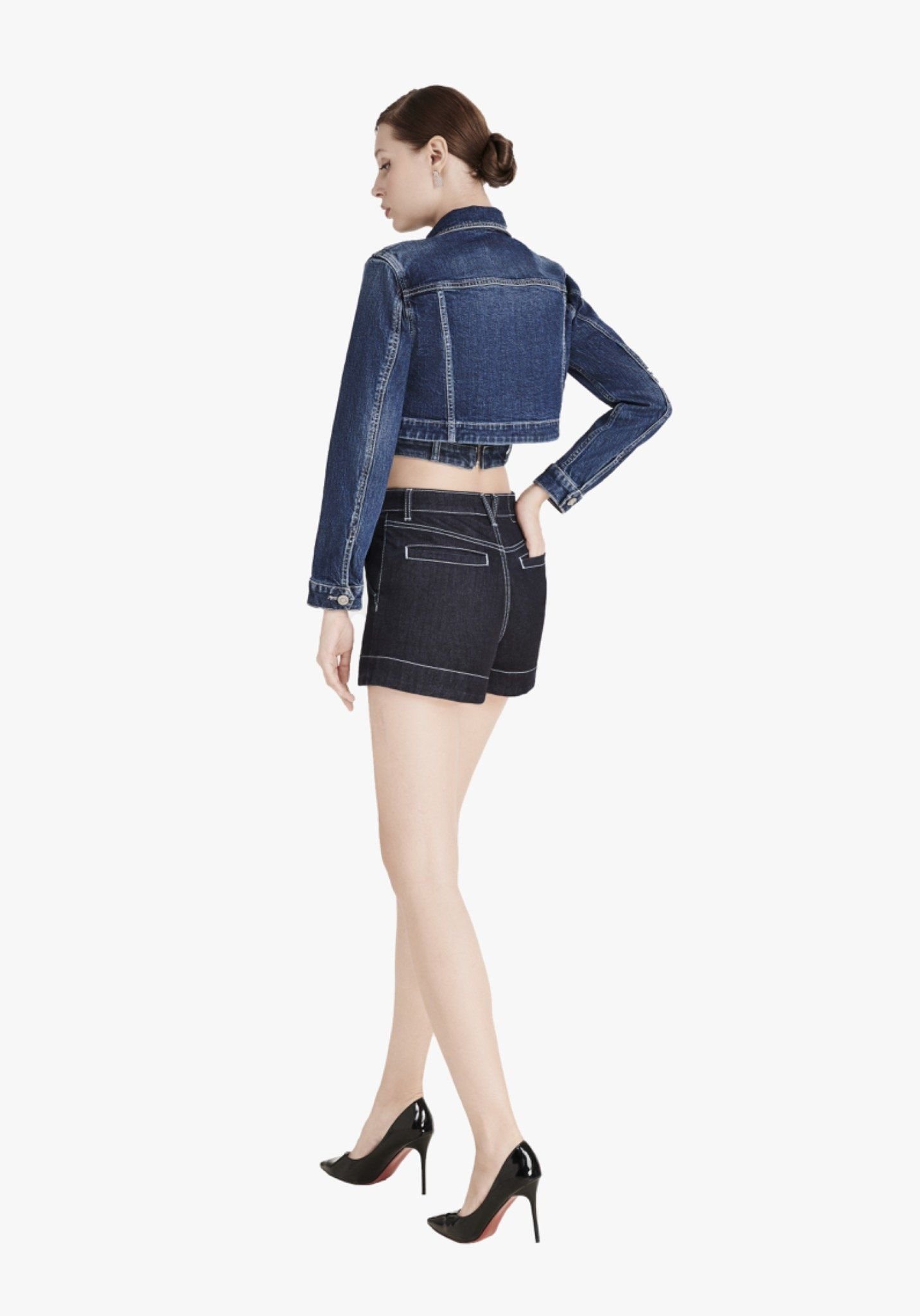 Áo Khoác Denim Nữ Croptop Dài Tay Màu Xanh Đậm. Women's Long Sleeve Crochet Denim Jacket Dark Blue - 223WD2042F2