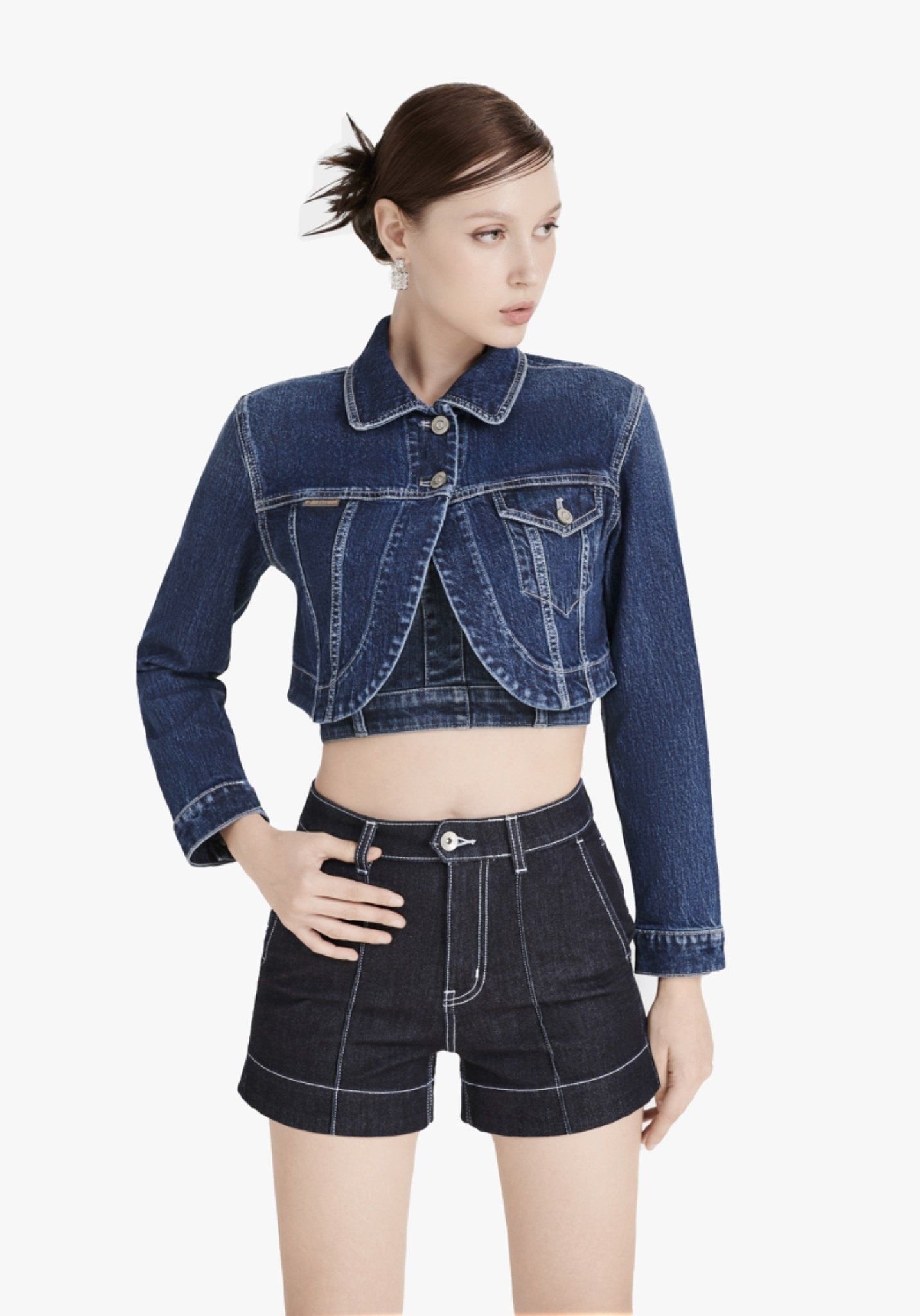 Áo Khoác Denim Nữ Croptop Dài Tay Màu Xanh Đậm. Women's Long Sleeve Crochet Denim Jacket Dark Blue - 223WD2042F2