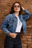 Áo Khoác Nữ Dáng Rộng Chi Tiết Tháo Tay Áo Tiện Dụng - Detachable Sleeve Bright Blue Women's Denim Jacket - 222WD2044F1930