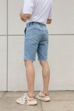 Quần Shorts Nam Dáng Suông Màu Xanh Sáng. Summer Sky Straight Fit Denim Shorts - 222MD3103B1910