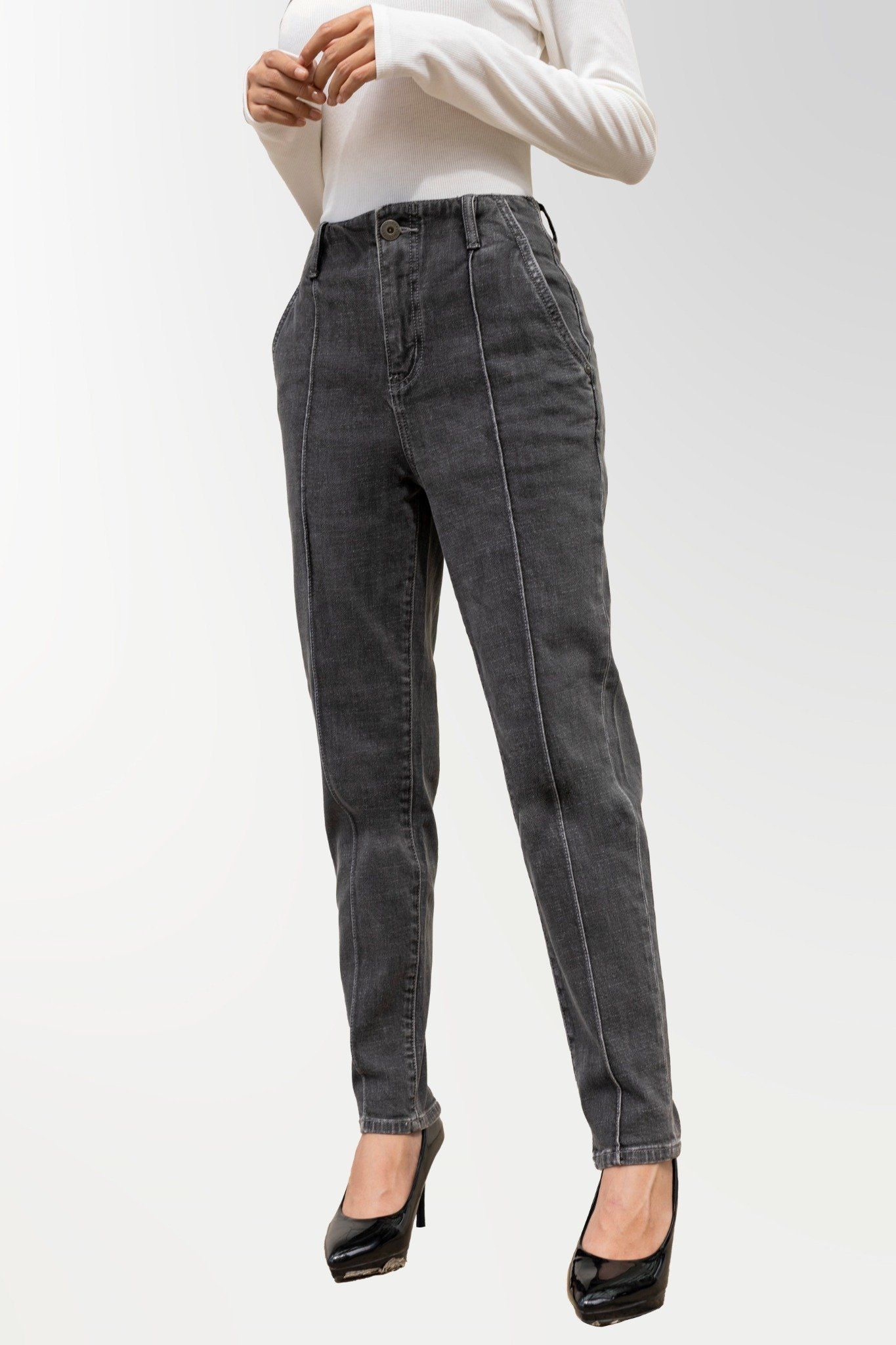 Quần Jeans Nữ Sóng Gân Dáng Baggy Màu Xám. Front Seam Detail Baggy Jeans - 222WD2089F2050